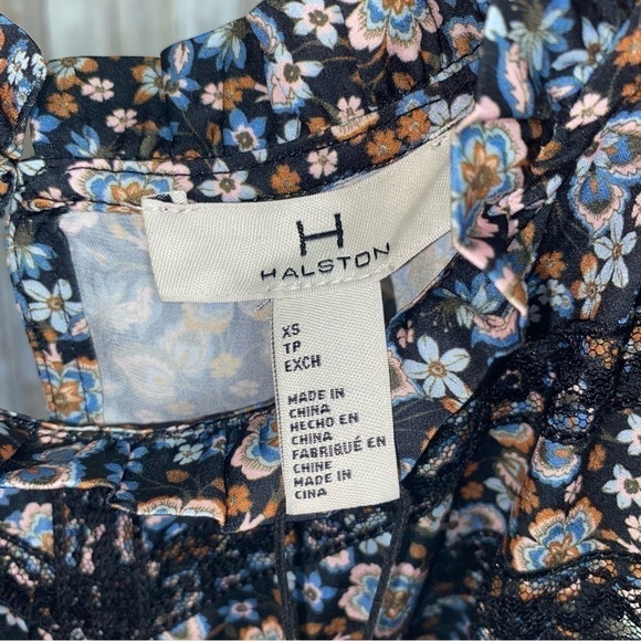 NWT Halston Lace Appliqué Washed Satin Poppy Blouse - Picture 8 of 9